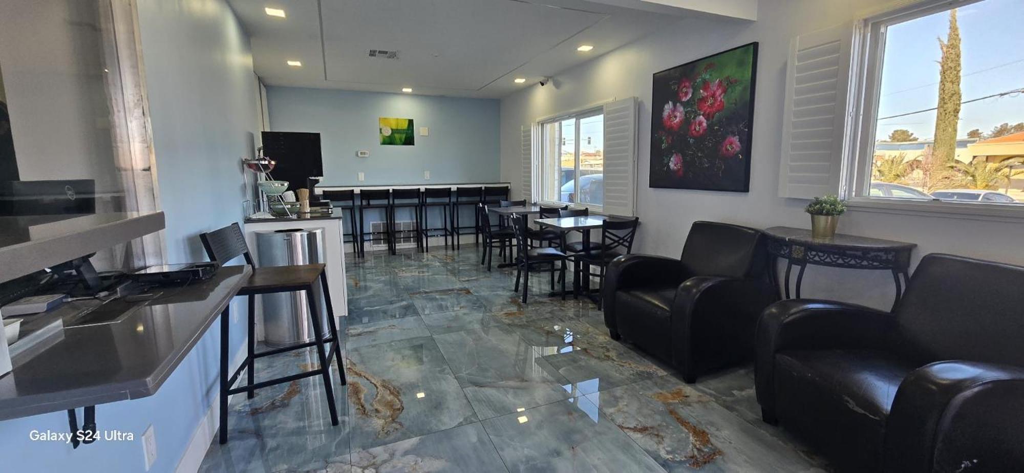 Hotel Avenida Victorville I 15 Екстериор снимка